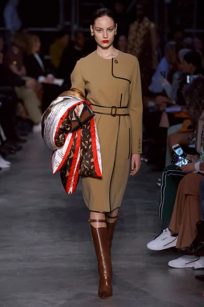 Look 51